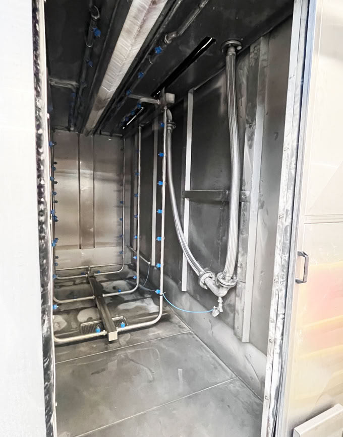 Photographie En Niveaux De Gris Des échafaudages