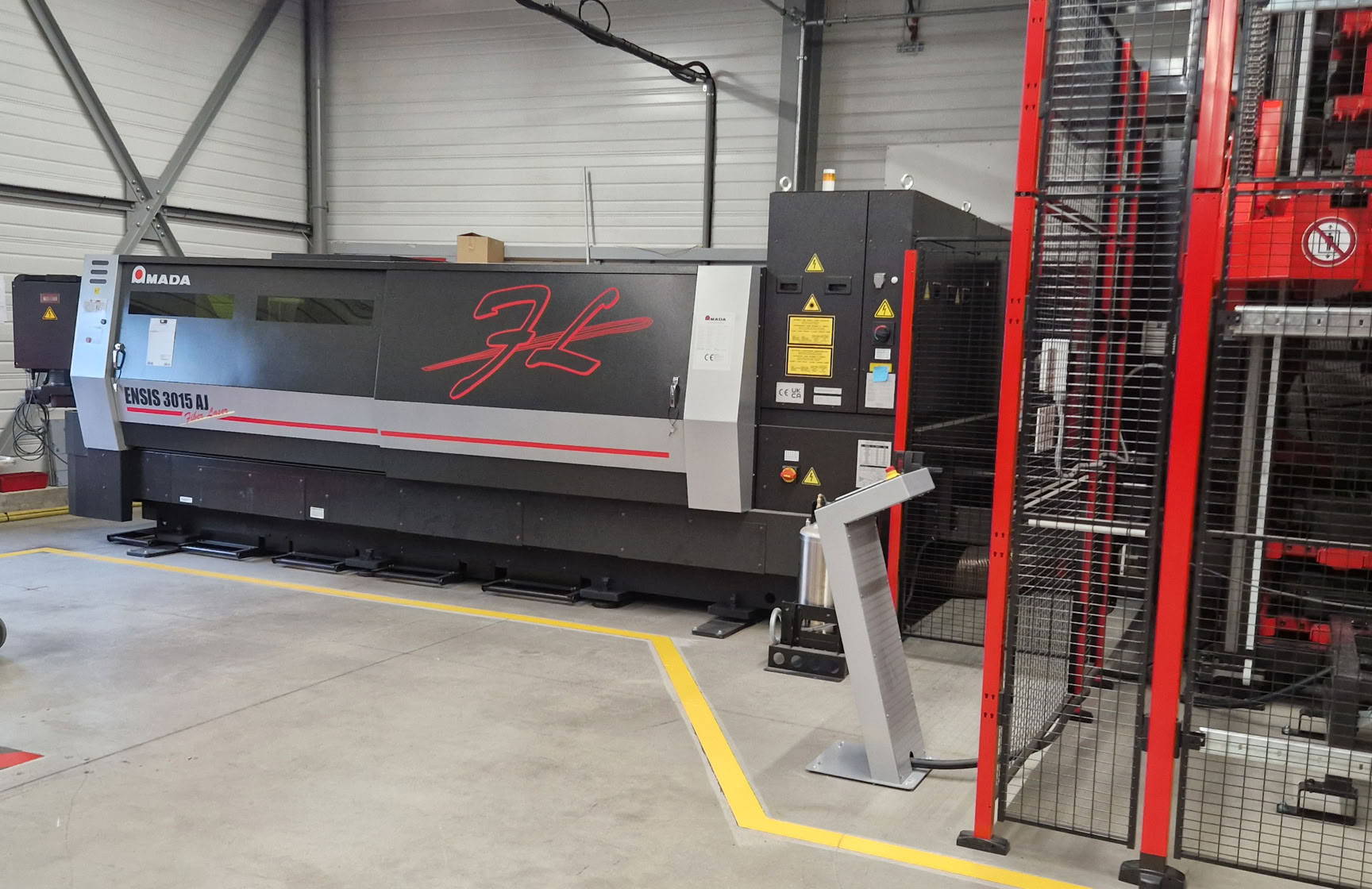 Photographie En Niveaux De Gris Des échafaudages