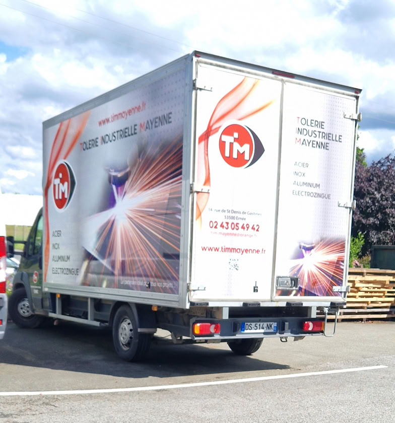 Photographie En Niveaux De Gris Des échafaudages